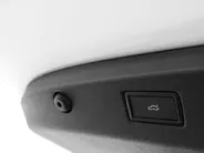 Volkswagen ID.7 Pro Business 286pk 77 kWh · SOH 97,2% · 360 Camera · Head-Up · Alarm · Elek. Trekhaak · Keyless · Elek. Voorstoelen · 20'' Inch · Gratis onderhoud & APK t/m 30-01-2030 · EXTRA INRUILKORTING ·
