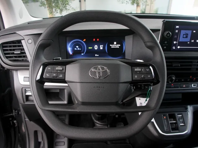 Toyota ProAce Electric Worker 75kWh Challenger | Metallic lak