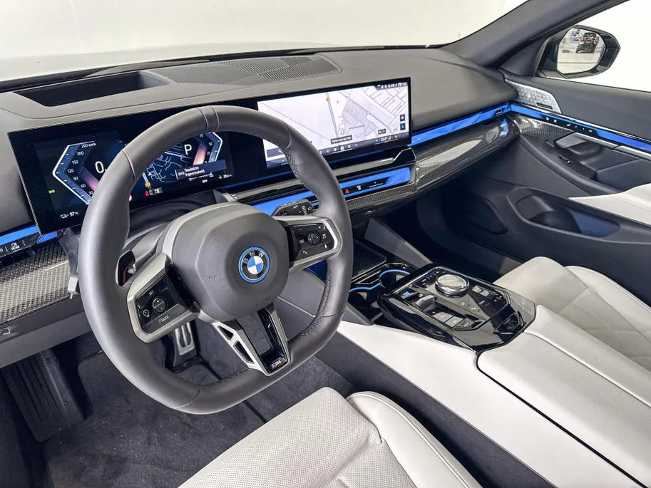 BMW i5 Touring eDrive40 Innovation Pack M Sportpakket Pro
