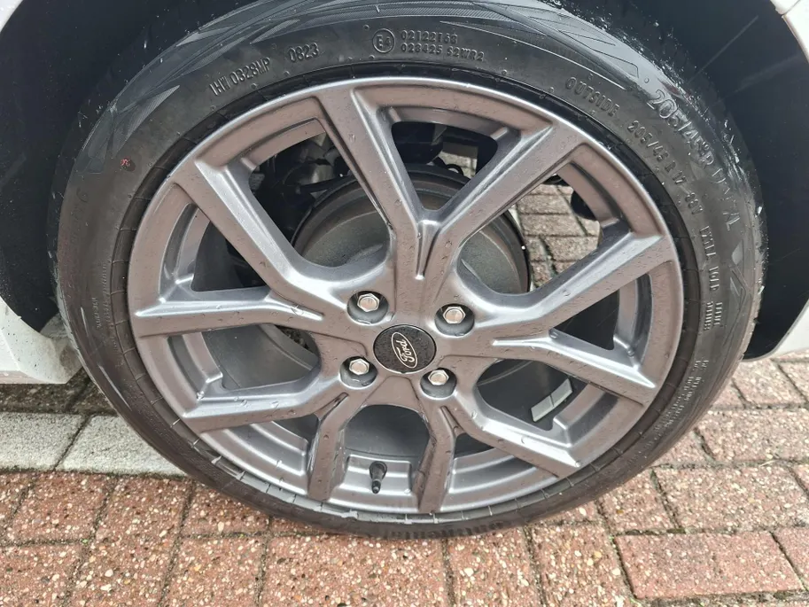 Ford Fiesta 1.0 EcoBoost Hybrid ST-Line X * CAMERA * NAVI * B & O * WINTER * PDC V&A *