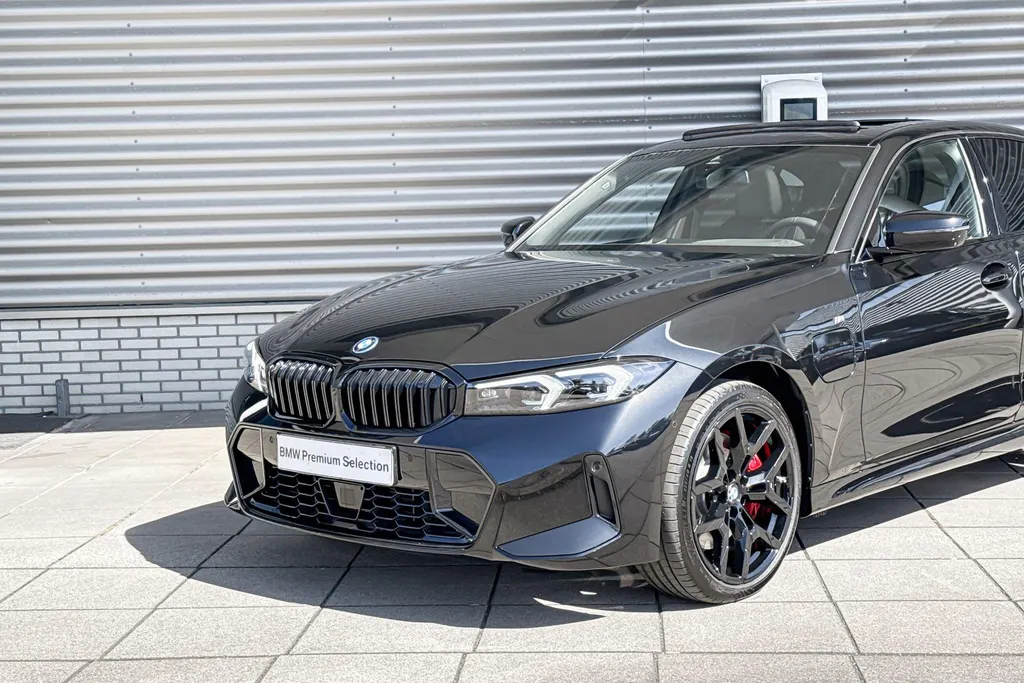 BMW 3 Serie Sedan 330e
