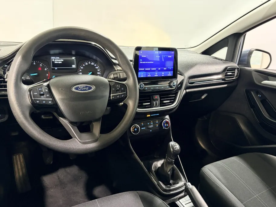 Ford Fiesta 85PK Trend | 1e eigenaar | Navi | Cruise Control | Airco | DAB | Apple CarPlay/Android Auto | Parkeersensoren | Elektrische Ramen & Spiegels | Licht Sensor |