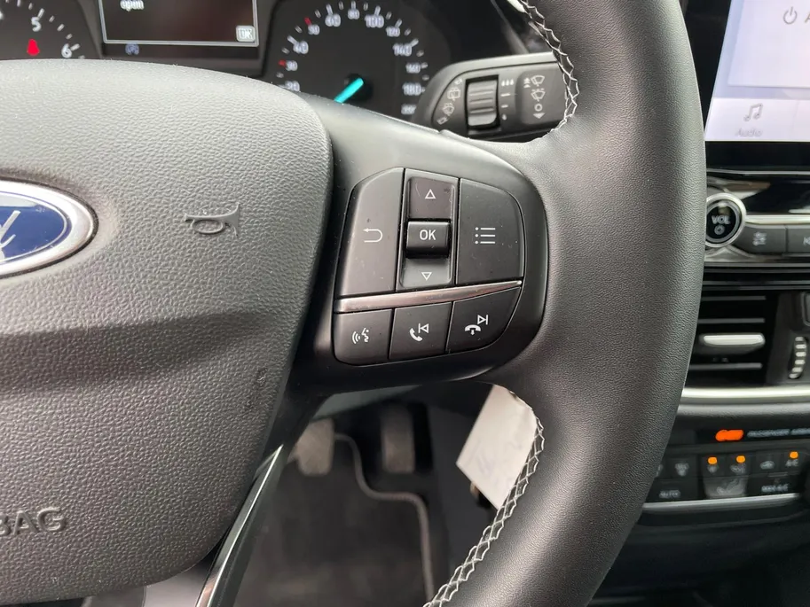 Ford Fiesta 1.0 EcoBoost Titanium | 1e Eigenaar | NL-Auto | Apple Carplay / Android Auto | Climate Control | parkeersensoren | Cruise Control | Lichtmetalen velgen