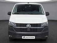 Volkswagen Bedrijfswagens Transporter 2.0TDi 150pk Comfortline L2 · Trekhaak · Navigatie · Apple Carplay/Android Auto · Mistlampen voor ·