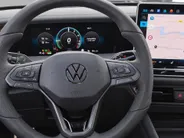 Volkswagen Tayron R-Line Edition 1.5 eHybrid 204 PK 6 versn. DSG · Black Style Pakket · Trekhaak inklapbaar, met elektrische ontgrendeling, incl. aanhangermanoeuvreerhulp Trailer Assist ·