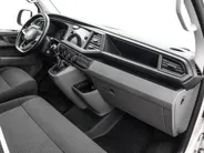 Volkswagen Bedrijfswagens Transporter 2.0 TDI L1H1 28 · Camera · Trekhaak · Apple/Android Car Play · Navigatie · Cruise Control · Vloerplaat · 16'' Inch · Garantie t/m 01-04-2028 of 100.000km