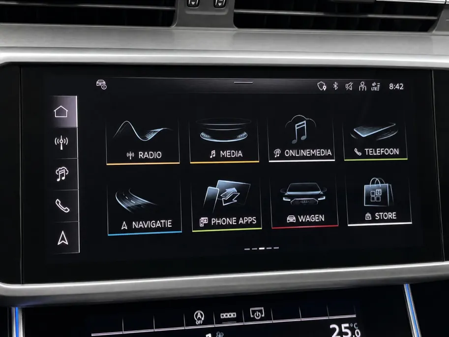 Audi A6 Avant 40 TFSI 204pk S edition Competition · Panoramadak · Apple/Android Car Play · Camera · Elek. stoelverstelling met memory · 19'' Velgen ·  Garantie t/m 15-07-2028 of 100.000km