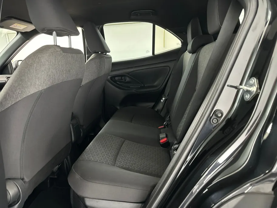 Toyota Yaris Cross 1.5 Hybrid Dynamic | Navigatie | 17'' L.M. Velgen | Adaptieve Cruise Control