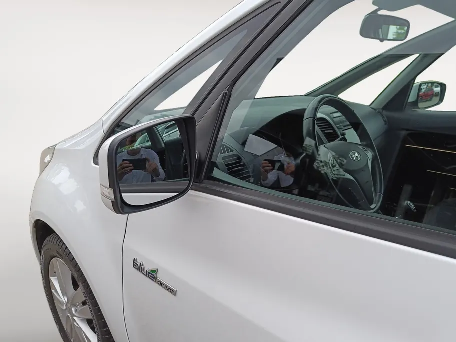 Hyundai ix20 1.4i Go! | Navigatie | Parkeercamera | Airco |