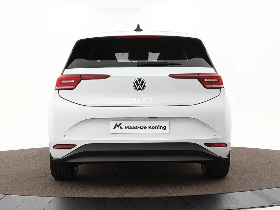 Volkswagen ID.3 Neo Style 61 kWh accu 190 PK elektr. aandrijving · Achteruitrijcamera · Draadloze telefoonlader · Zijruiten achter en achterruit getint ·