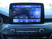 Ford Focus 1.0 EcoBoost Hybrid Active | NAVI | CAMERA | WINTERPAKKET |