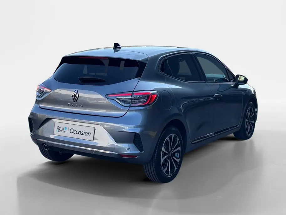 Renault Clio 90PK TCe GPF Techno | Navi | Camera | Parkeersensoren | Digital Cockpit | Apple CarPlay/Android Auto | Armsteun | Licht & Regen Sensor | Climate Control |