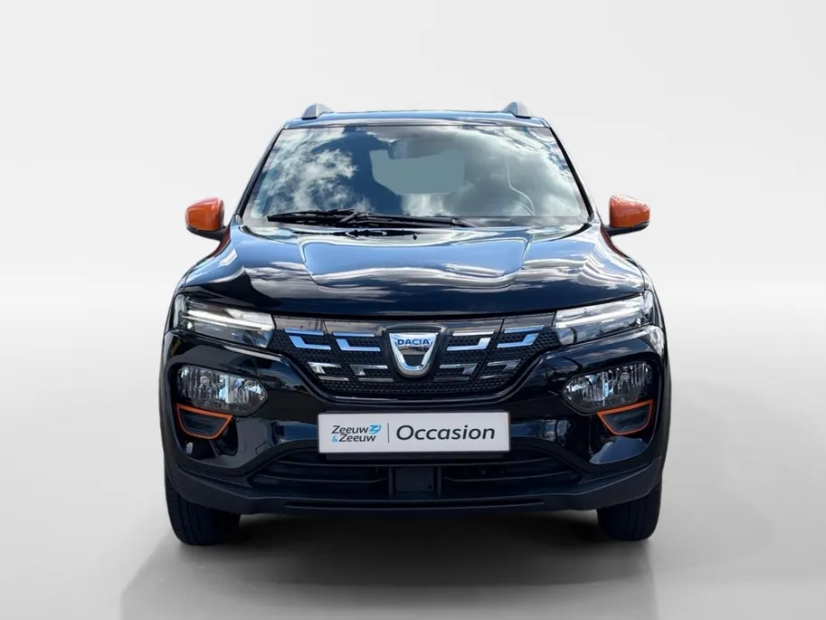 Dacia Spring Comfort Plus 27 kWh Automaat | 1e eigenaar | Navi | Bluetooth | Apple CarPlay/Android Auto | Lichtmetalen Velgen | Parkeersensoren | Airco | Elektrische Ramen |
