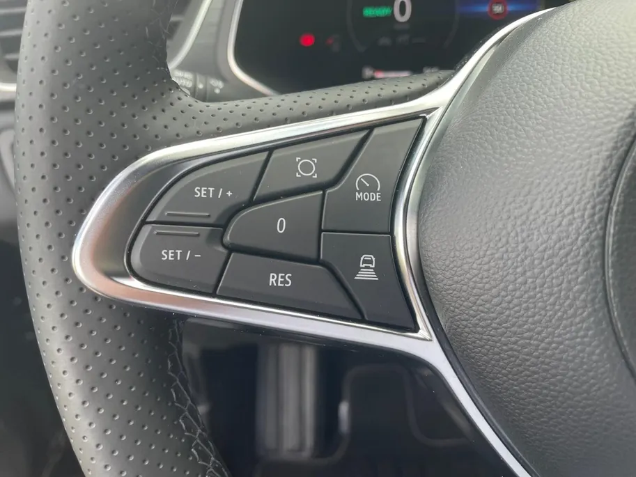 Mitsubishi ASX 1.6 HEV AT Instyle 143PK AUTOMAAT | Schuif-kanteldak| Navigatie| Leer| Lichtmetalen velgen| BOSE| Camera| Parkeersensoren| Metallic lak
