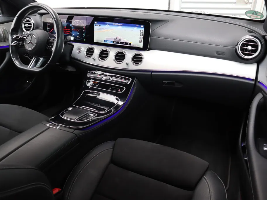 Mercedes-Benz E-Klasse Estate 300 e Business Solution AMG l Keyless l Achteruitrijcamera l Stoelverwarming l Ambiente lichtpakket