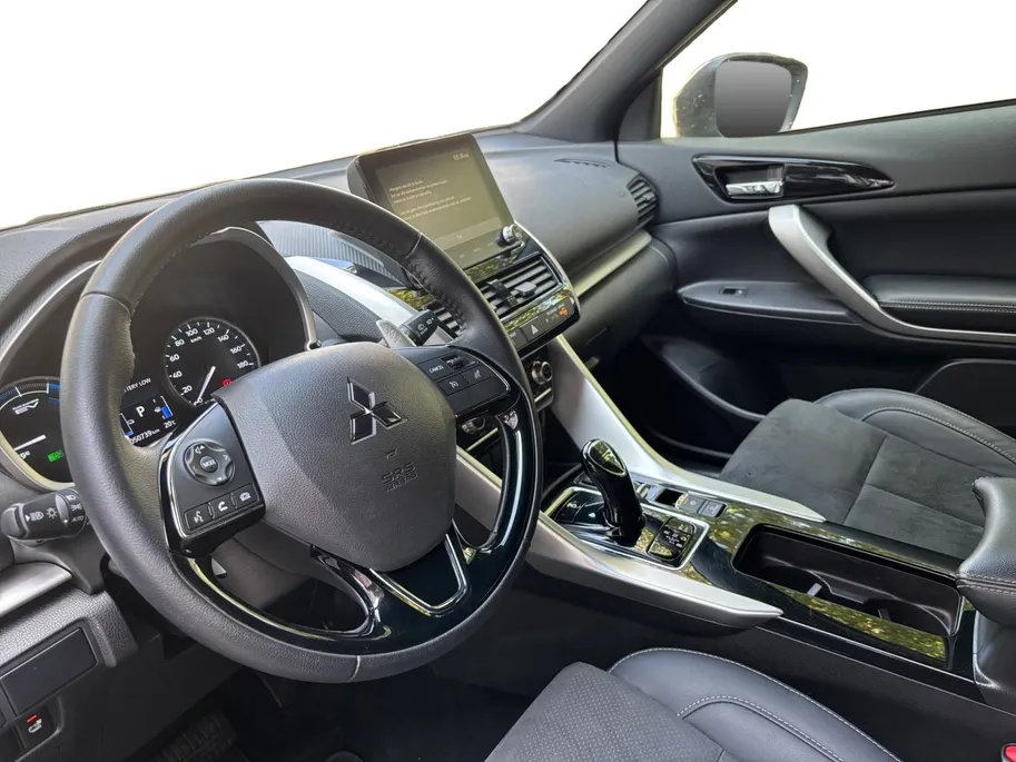Mitsubishi Eclipse Cross 2.4 PHEV Intense+ | Dealeronderhouden | Plug in |  Achteruitrijcamera | Lane assist |