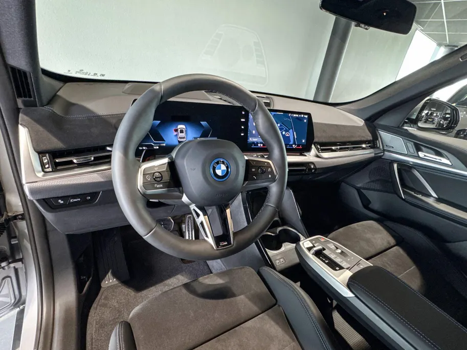 BMW iX1 eDrive20 67 kWh