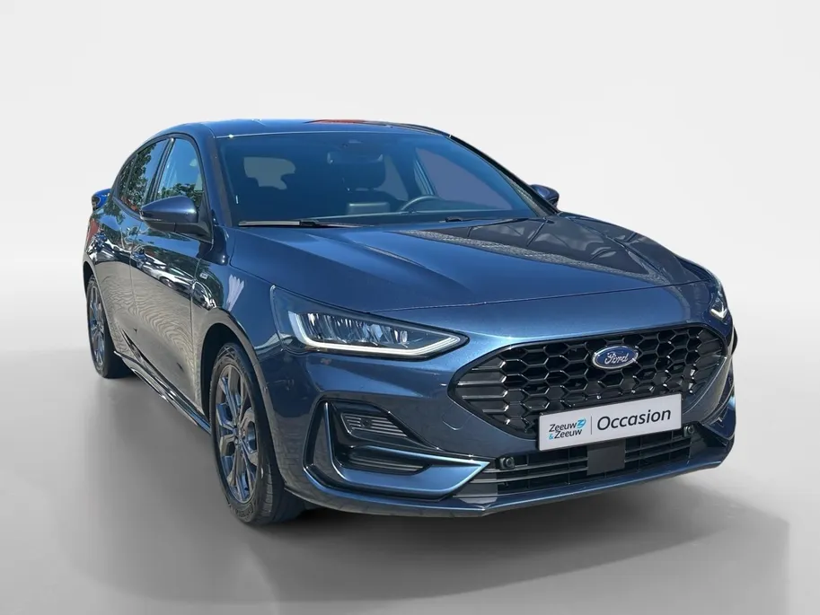 Ford Focus 1.0 EcoBoost Hybrid ST Line Stoel/stuur/voorruitverwarming | Achteruitrijcamera | Apple/Android Carplay | Parkeersensoren |