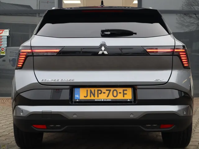 Mitsubishi Eclipse Cross Instyle 87 kWh