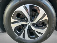 Volkswagen ID.4 Pure 52 kWh 125kW/170PK · Panoramadak · Apple/Android Car Play · Navigatie · Stoelverwarming · Camera ·