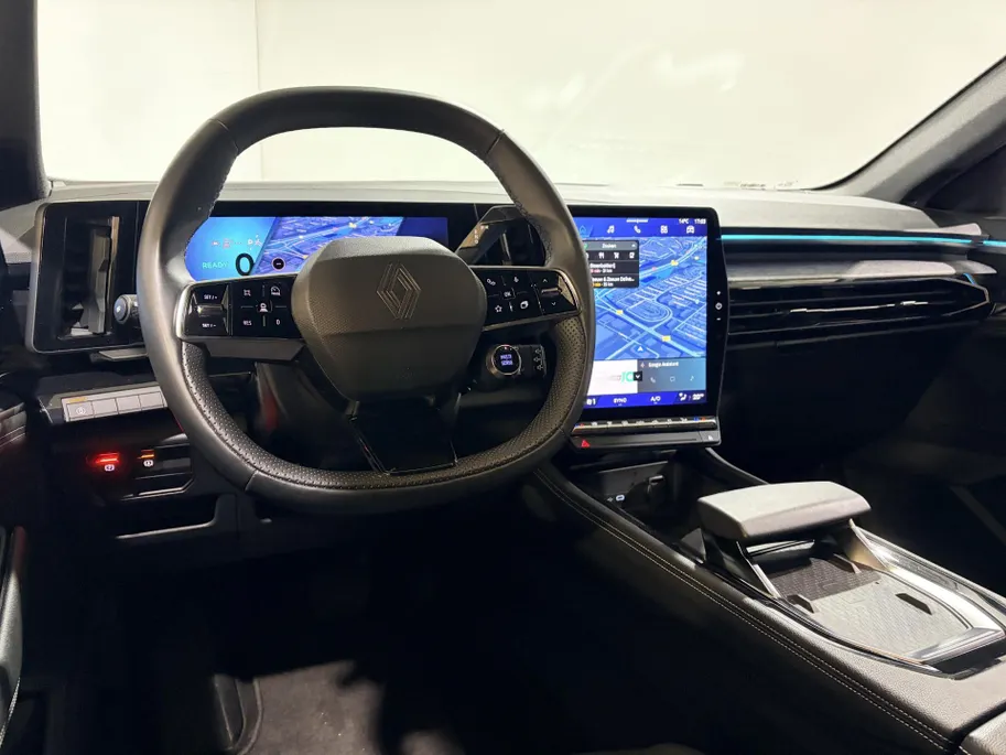 Renault Austral 200PK E-Tech Full Hybrid Techno Automaat | Camera | Parkeersensoren | Climate Control | Cruise Control | Apple CarPlay/Android Auto | Full LED | Licht & Regen Sensor | Lichtmetalen Velgen |