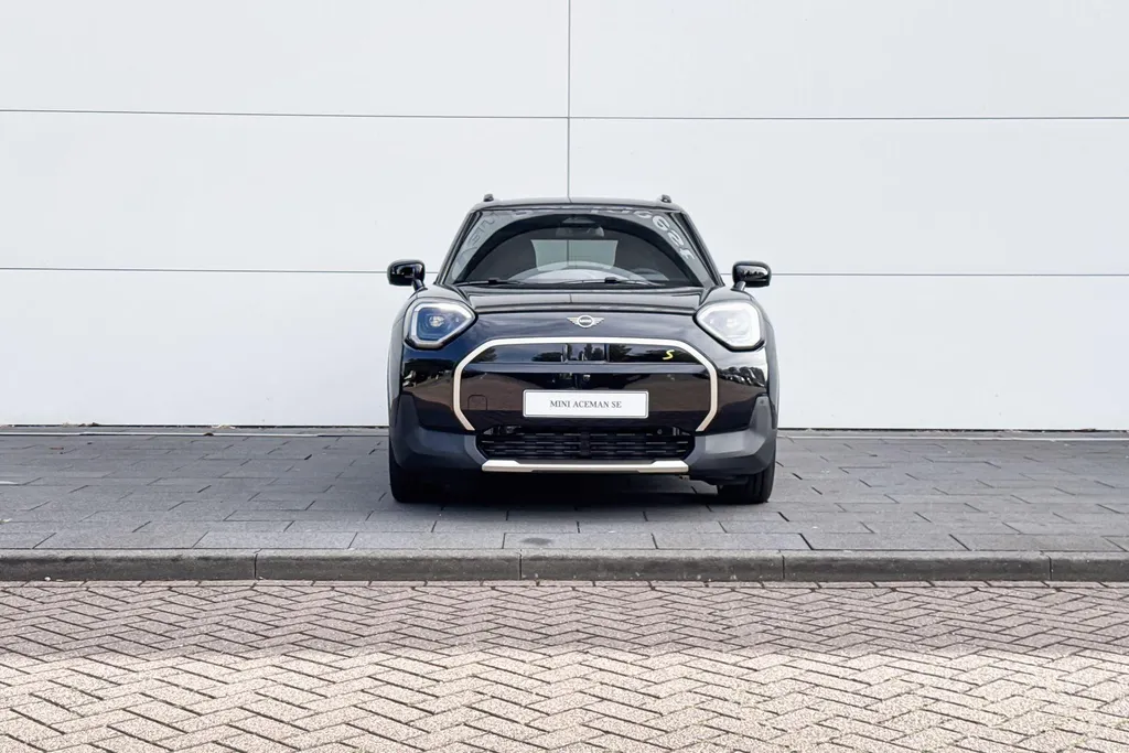 MINI Aceman SE Favoured XL 54.2 kWh
