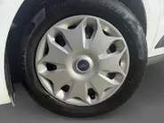 Ford Transit Connect 1.5 TDCI L2 Trend | Trekhaak | Imperiaal | Achteruitrijcamera | Cruise Control | Betimmering Hout & Houten laadvloer |