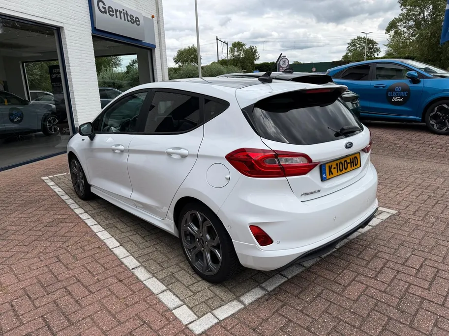 Ford Fiesta 1.0 EcoBoost ST-Line X 95pk Panodak | Camera | Adaptive Cruise Control | Winter Pack | LED