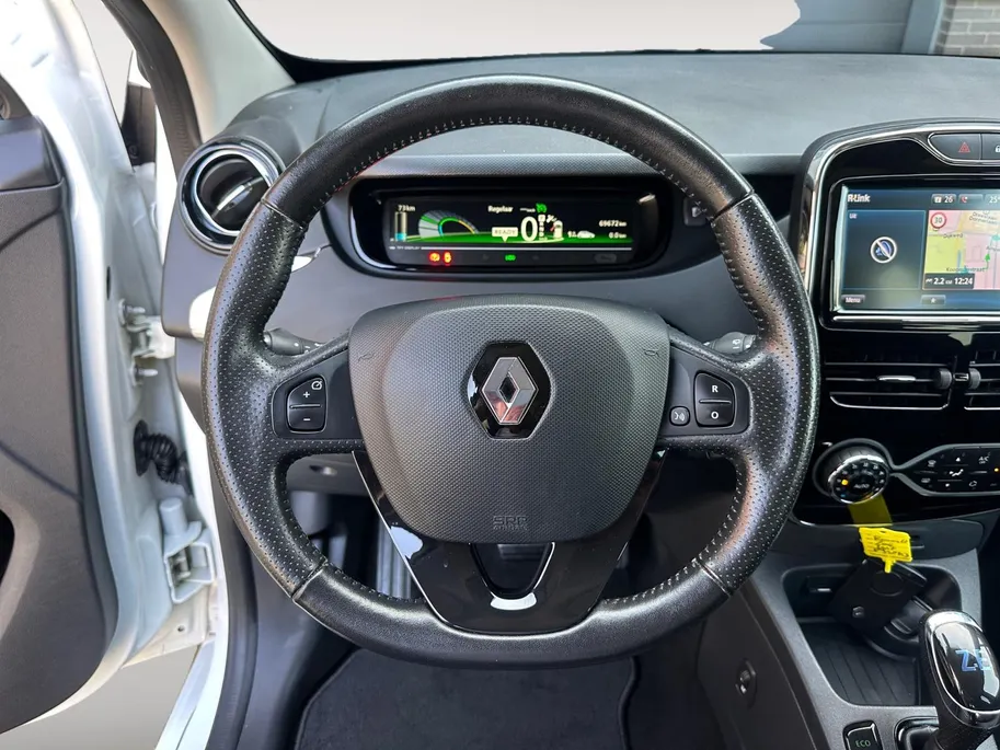 Renault ZOE R110 Limited 41 kWh | Koop Accu | SOH 92.2% | Parkeersensoren | Cruise & Climate Control | Stoelverwarming | Bluetooth | Navigatie | 12 Maanden BOVAG Garantie