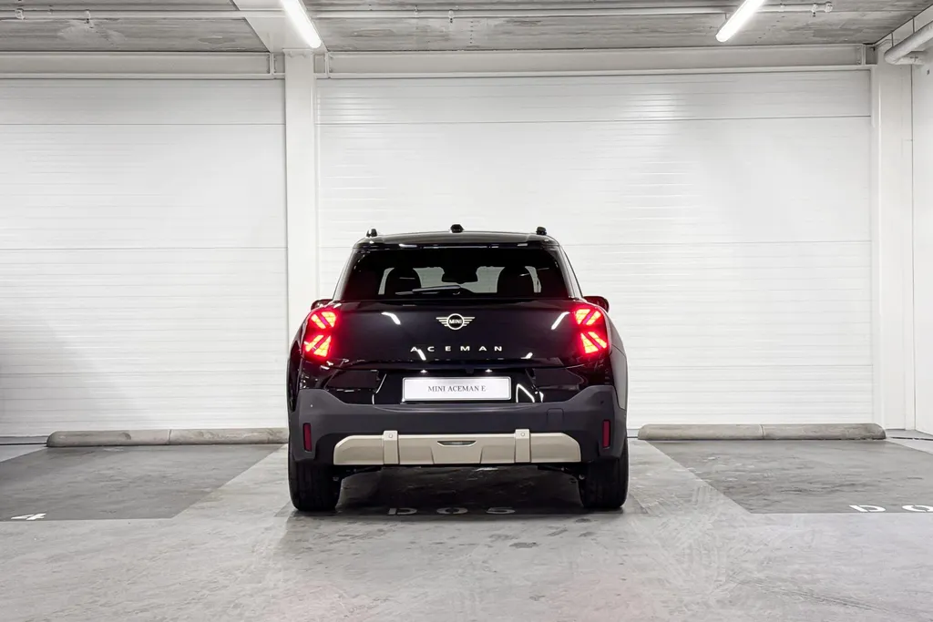 MINI Aceman E Favoured