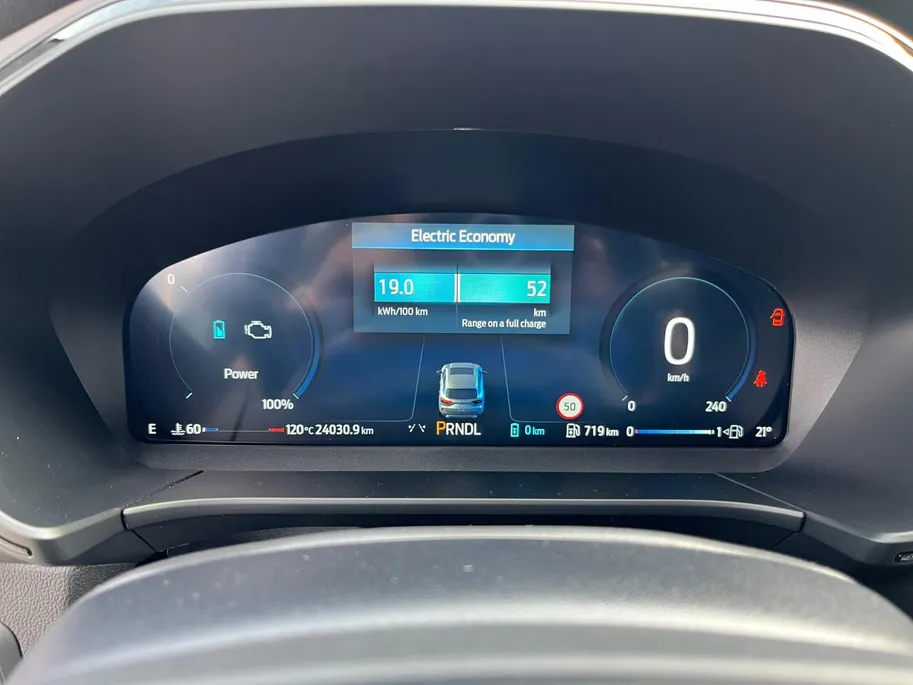 Ford Kuga 2.5 PHEV ST-Line | Adaptieve Cruise Control | Stoel/Stuur/Voorruitverwarming | navigatie | Draadloze Apple/android Carplay |