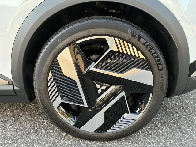 Mitsubishi Eclipse Cross Intense+ 87 kWh