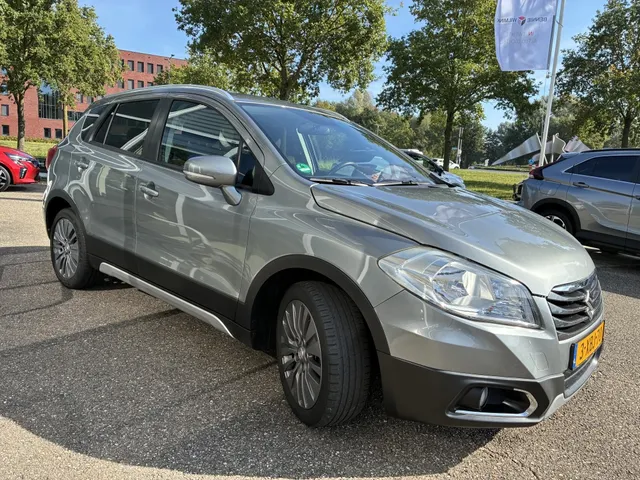 Suzuki S-Cross SX4 1.6 Exclusive | Trekhaak VERKOCHT