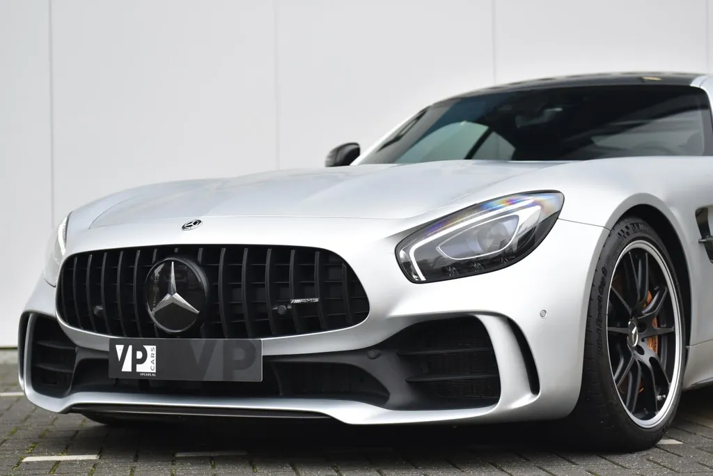 Mercedes-Benz AMG GT 4.0 R