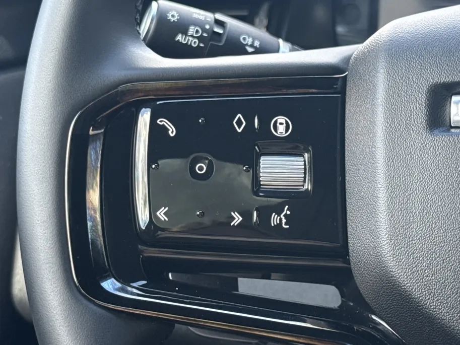 Land Rover Range Rover Evoque 1.5 P270e AWD | BTW | Garantie to 2029 | Panoramadak | Meridian