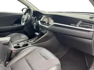 Kia Niro 1.6 GDi PHEV DynamicLine | Stoel- en stuurverwarming | Adaptieve Cruise Control | Parkeercamera | Dealeronderhouden | Climate Control