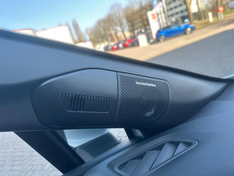 Mitsubishi Grandis 1.8 HEV Instyle | DEMO | MEESTE LUXE UITVOERING | DIRECT LEVERBAAR |
