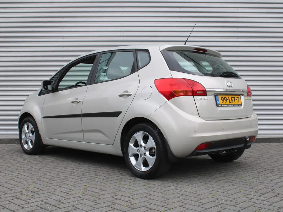 Kia Venga 1.4 CVVT X-ecutive | Trekhaak | 16' LM | Clima | Cruise | Navi | Parkeersensor achter |