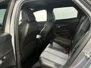 Peugeot 3008 1.2 - 130PK PureTech Allure | Elektrische Achterklep | Digital Cockpit | Navi | Camera | Parkeersensoren | Apple CarPlay/Android Auto | Lichtmetalen Velgen | Adaptive Cruise Control |