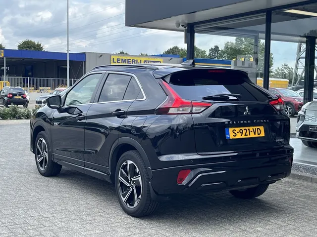 Mitsubishi Eclipse Cross 2.4 PHEV Instyle | Panoramadak