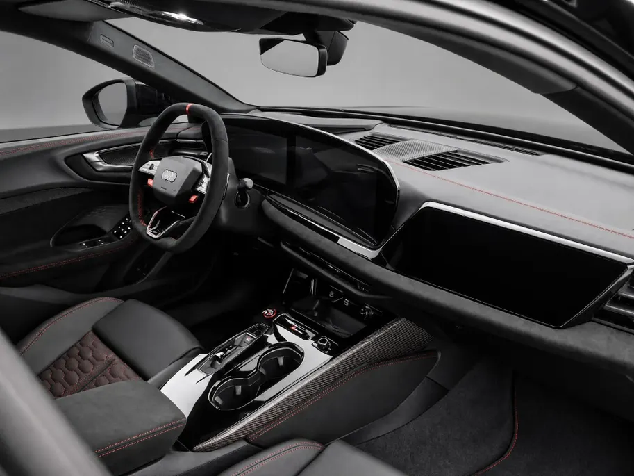 Audi RS5 Limousine e-hybrid 470 kW 639 PK · RS sportuitlaat · Topsnelheid 270 km/h · Head-up display · Panoramadak