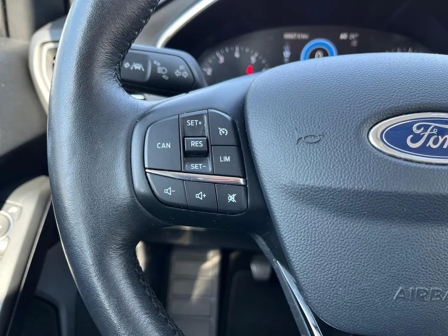 Ford Focus 1.0 EcoBoost Titanium |Winterpack| Apple Carplay/Android Auto| camera| 12 maanden Bovag garantie|