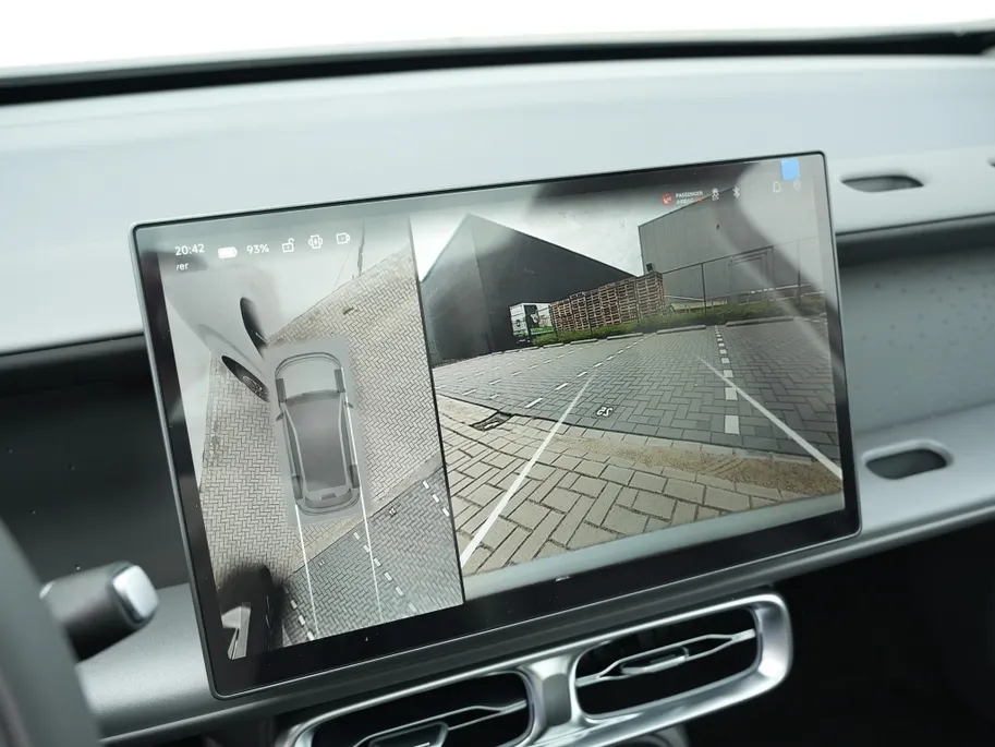 Leapmotor B10 Design Hybrid EV 18.8 kWh | Pano | Camera | Carplay | Navi