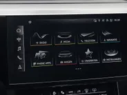 Audi Q8 e-tron 55 408pk Quattro S Edition Competition 115 kWh · SOH 90,9% · Panoramadak · Luchtvering · 360 Camera · Elek. Voorstoelen · 20'' Inch ·