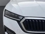 Škoda Octavia Combi 1.4 TSI iV PHEV 204pk DSG Business Edition Plus · Trekhaak · Head-Up Display · Stuur- & Stoelverwarming · Keyless · Apple/Android Car Play · Elek. Bestuurdersstoel + Geheugen ·