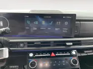 Hyundai Santa Fe 1.6 T-GDI PHEV Black Line 4WD 6p | Trekhaak | Leder | Stoelverwarming + koeling | 360 Camera