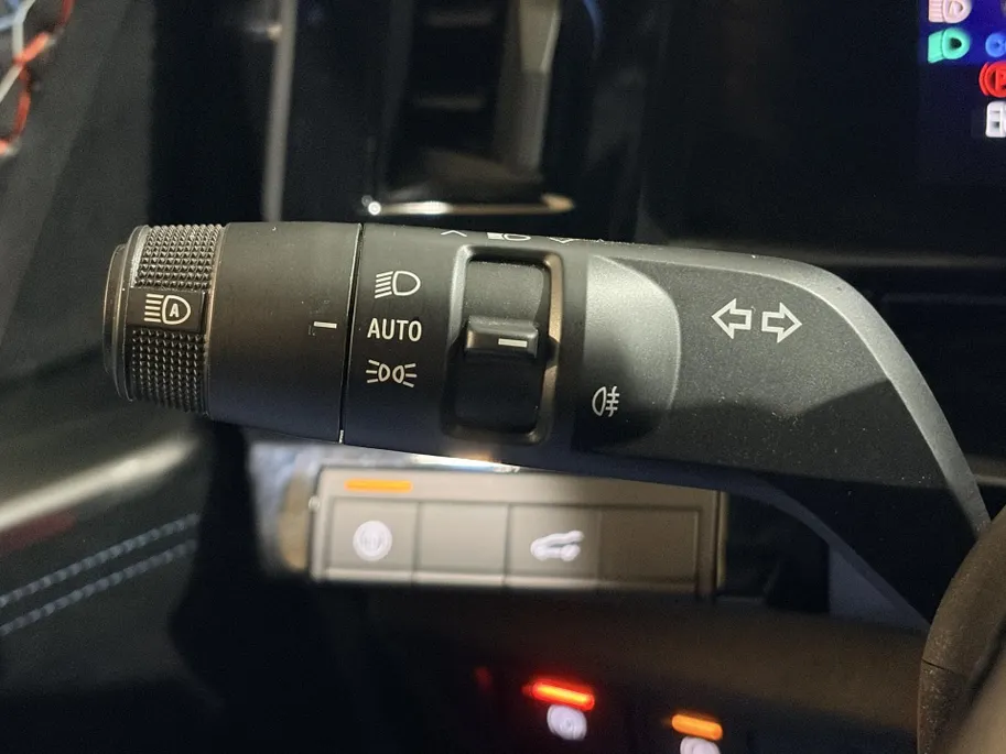 Renault Austral 200PK E-Tech Full Hybrid Esprit Alpine Automaat | Stoelverwarming | Camera | Parkeersensoren | Apple CarPlay/Android Auto | Adaptive Cruise Control | Lichtmetalen Velgen | Licht & Regen Sensor | Full LED |