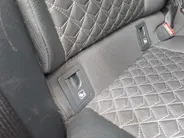Toyota C-HR 2.0 Hybrid Executive | Automaat | Cruise control adaptief | JBL | Camera | Navigatiesysteem full map | Apple Carplay/Android Auto | LM Velgen