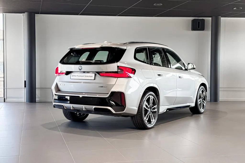 BMW iX1 eDrive20 67 kWh