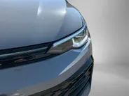 Volkswagen Golf 1.5eTSI/150PK R-Line DSG · Panoramadak · Apple/Android Car Play · Harman/Kardon sound · Camera · Garantie t/m 11-11-2030 of 100000km.